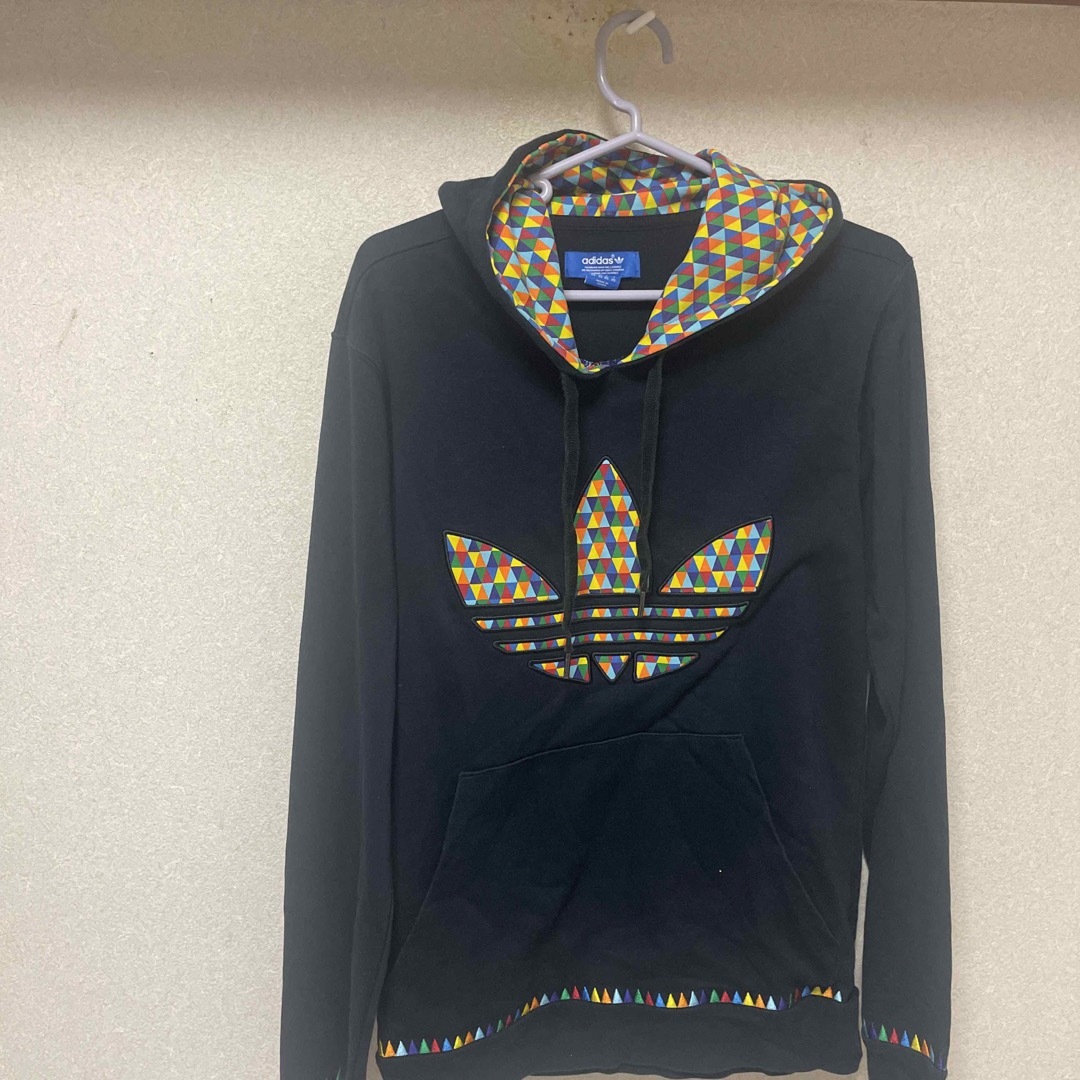 adidas(アディダス)のアデダスパーカー メンズのトップス(パーカー)の商品写真