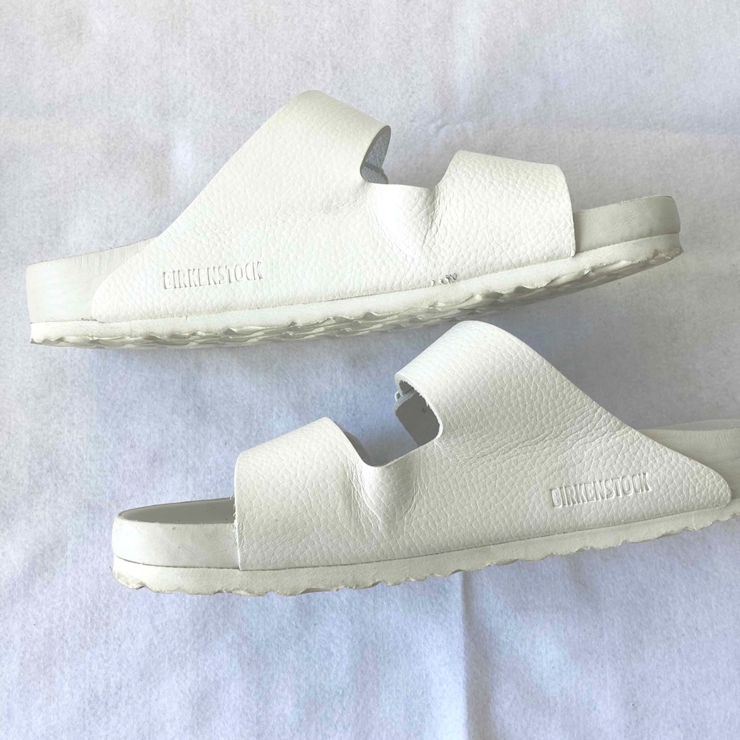 BIRKENSTOCK(ビルケンシュトック)の【美品！定価2.5万】ビルケンシュトックARIZONA アリゾナ EXQ 41 メンズの靴/シューズ(サンダル)の商品写真