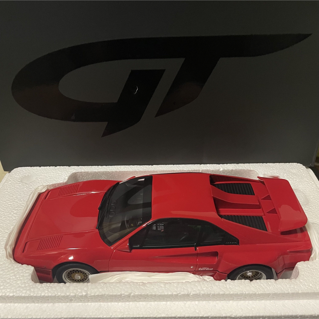 999台限定 1/18 GT SPIRIT フェラーリ 308 ケーニッヒ