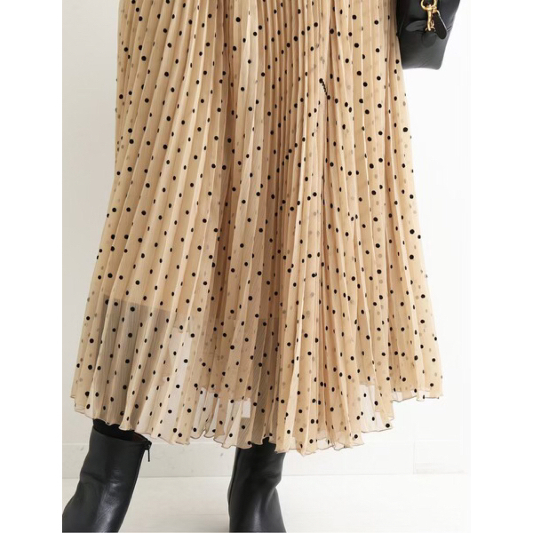 IENA(イエナ)のIENA 完売 フロッキーDOTプリーツスカート レディースのスカート(ロングスカート)の商品写真