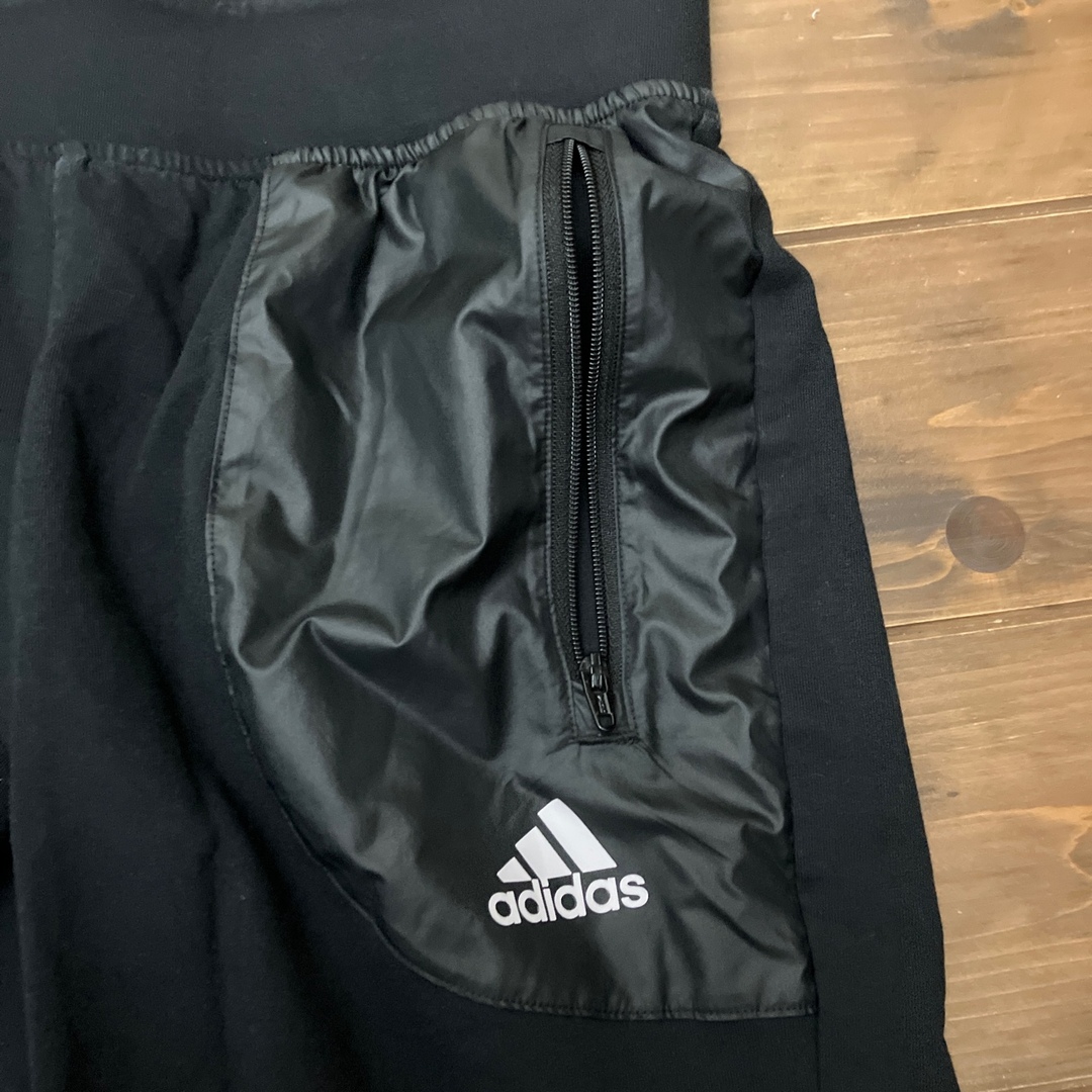 adidas(アディダス)のアディダスハイウェストジャージ160 キッズ/ベビー/マタニティのキッズ服男の子用(90cm~)(パンツ/スパッツ)の商品写真