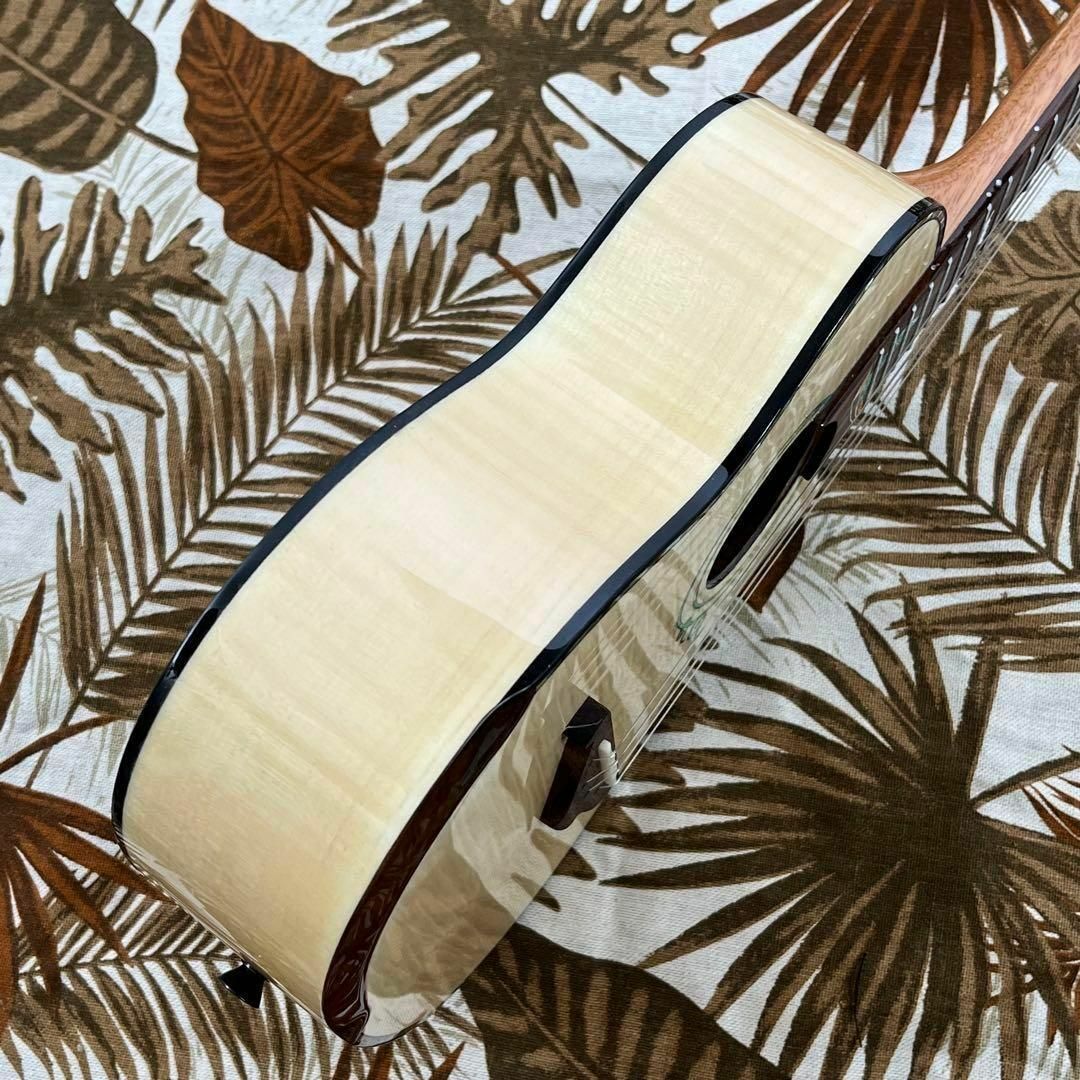 【Acoway ukulele】カナダ産フレイムメイプルのエレキ・ウクレレ 7