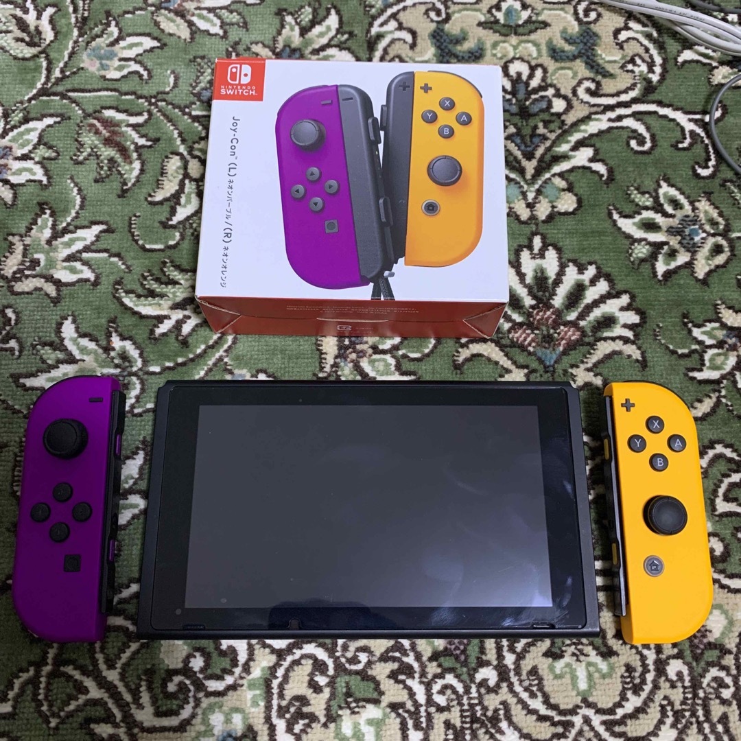 新品未開封ニンテンドースイッチ有機ELモデル＋アクセサリー、スマブラセット