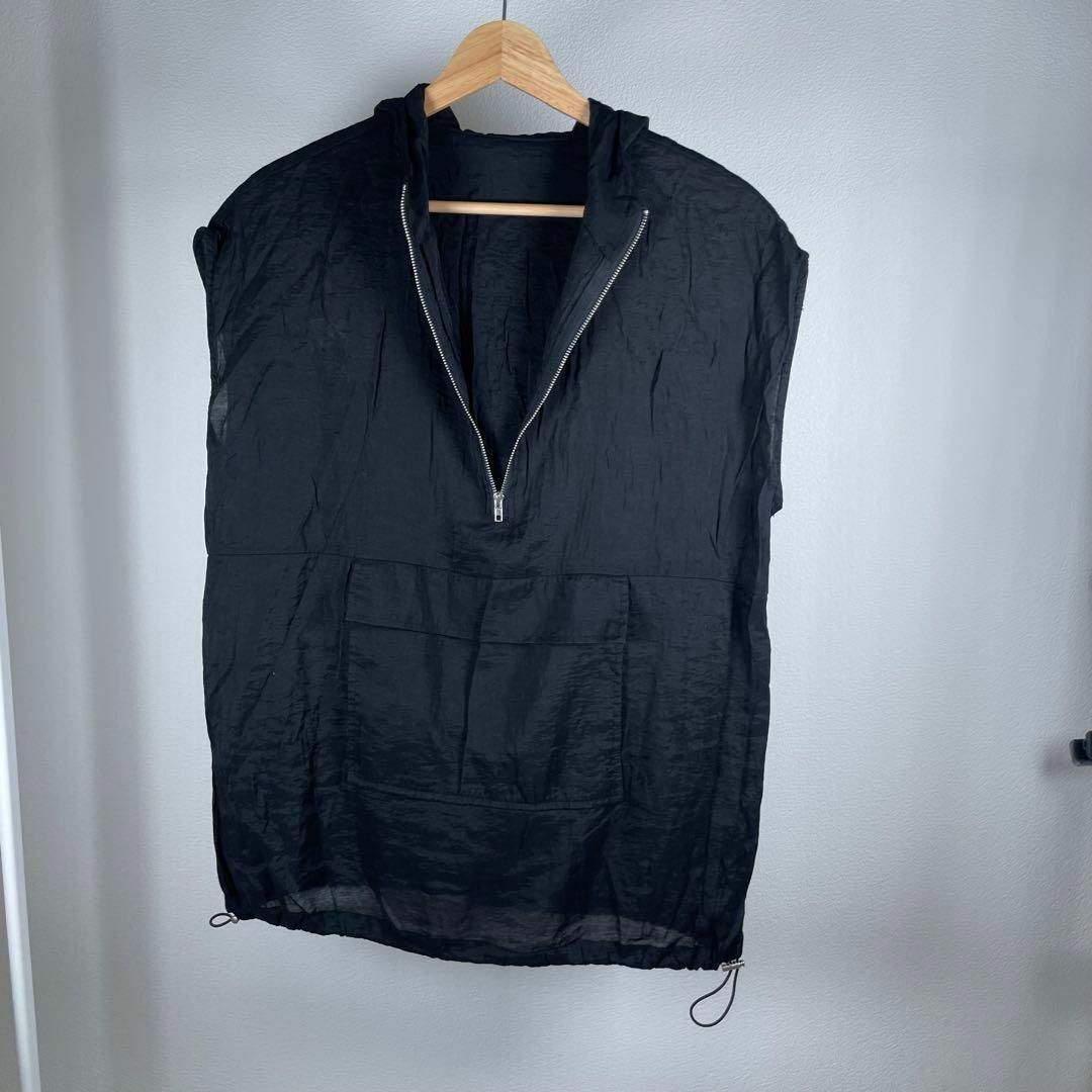 ナイロンフードハーフジップベストの通販 by RY's shop|ラクマ
