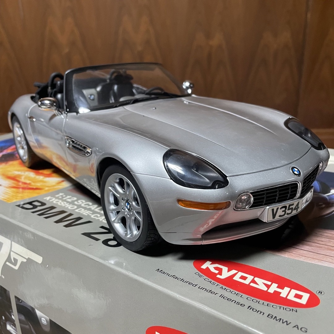 激レア！絶版未展示品 京商1/12 BMW Z8 007James Bond仕様