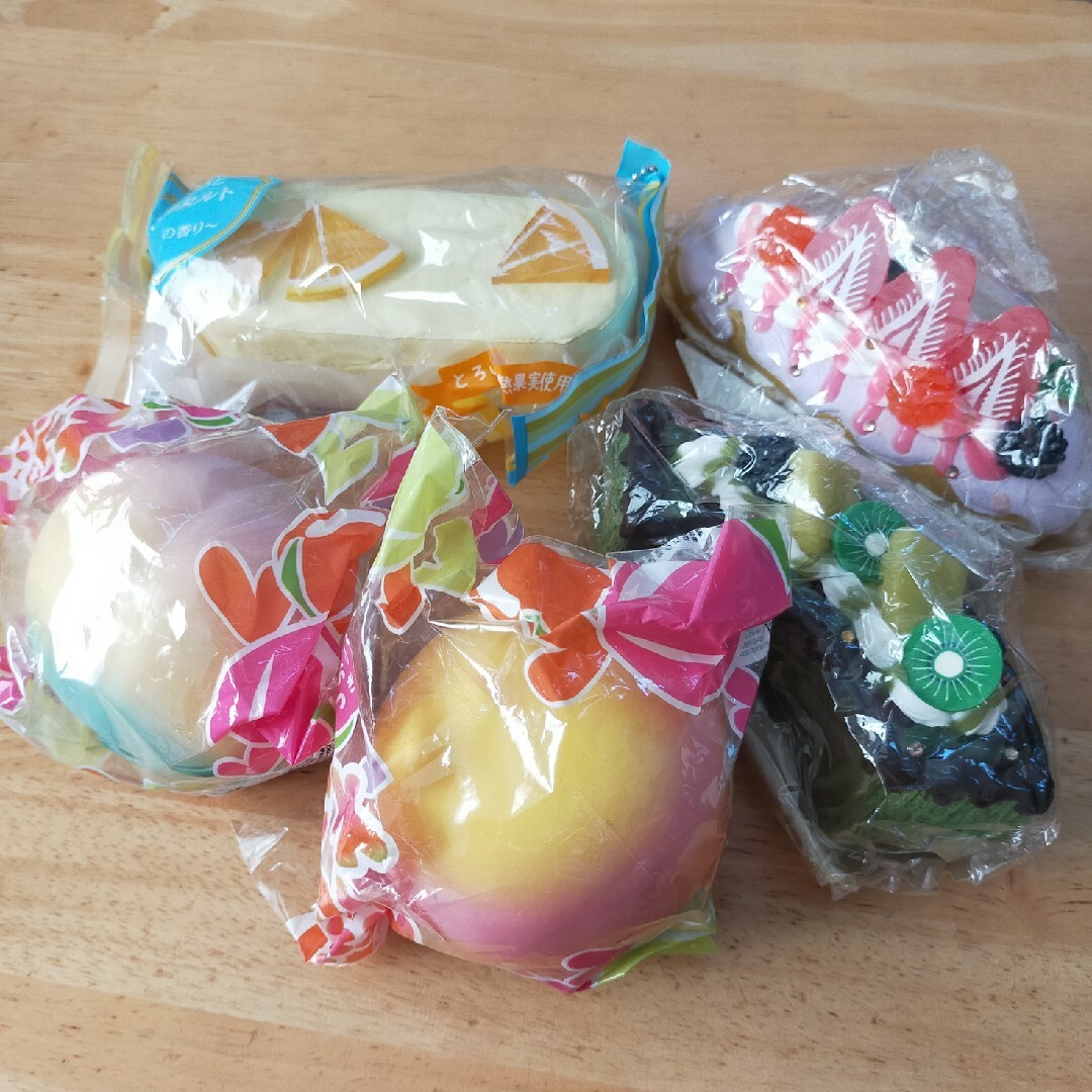 オマケつき! ぷにぷに スクイーズ まとめて セット ピーチ 食品サンの