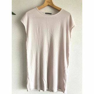 ザラ(ZARA)のZARA カットソー　(カットソー(半袖/袖なし))