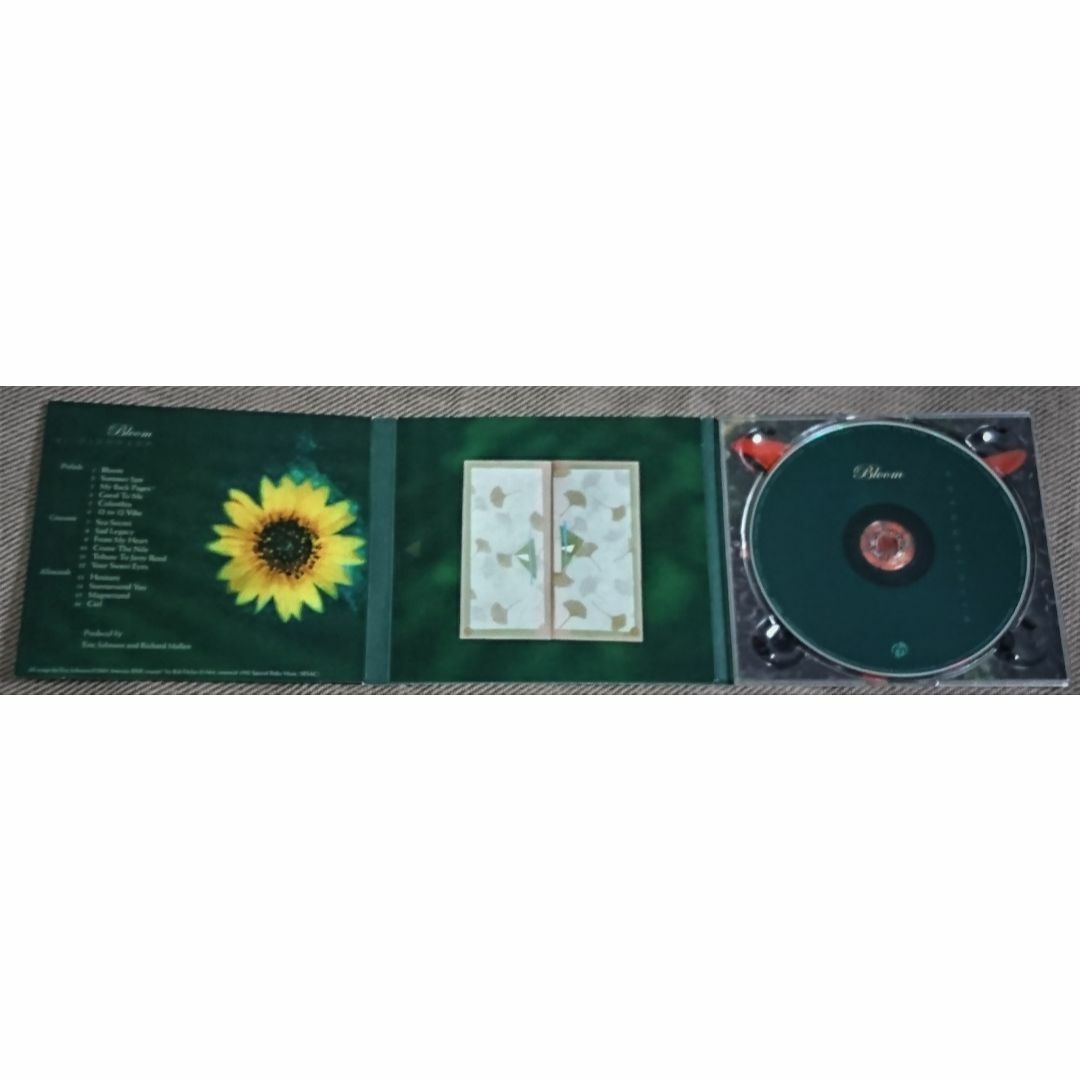 輸入盤ＣＤ：エリック・ジョンソン「Bloom（ブルーム）」 エンタメ/ホビーのCD(ポップス/ロック(洋楽))の商品写真