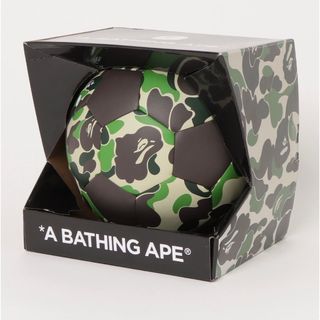 A BATHING APE  サッカーボール