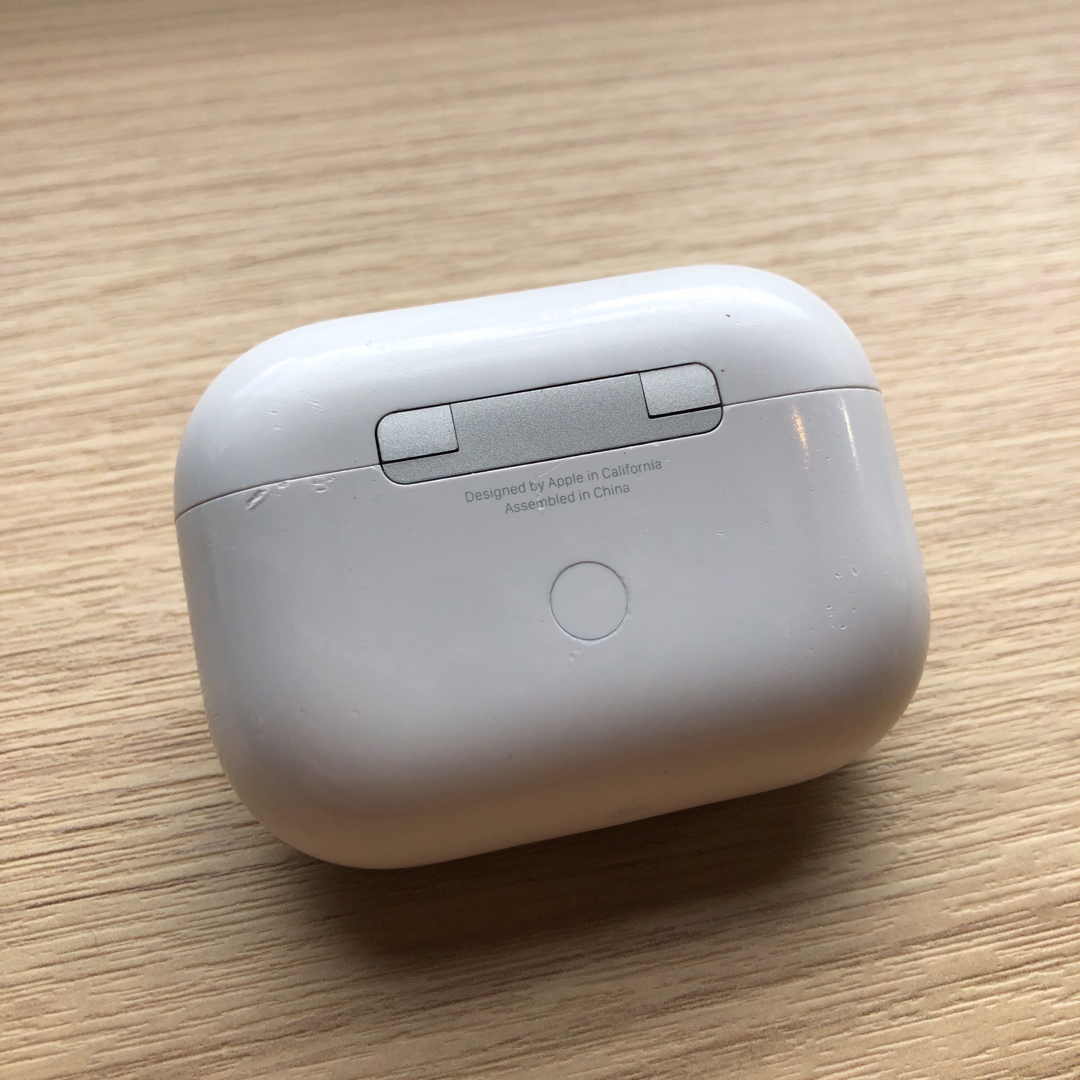 Apple純正 AirPods Pro用 ワイヤレス充電ケース A2190（1