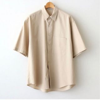 オーラリー(AURALEE)のAURALEE WASHED FINX TWILL HALF SHIRTS (シャツ/ブラウス(半袖/袖なし))