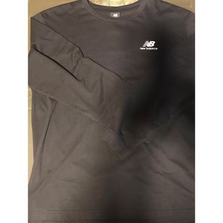 ニューバランス(New Balance)のNewBalanceニューバランス　長袖シャツ　ブラック　XＬ　丸首(Tシャツ/カットソー(半袖/袖なし))