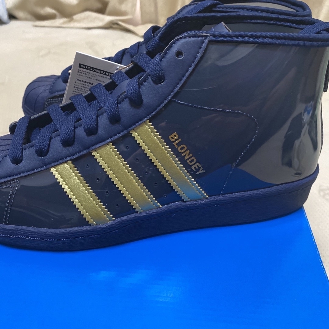 adidas ブロンディプロモデル