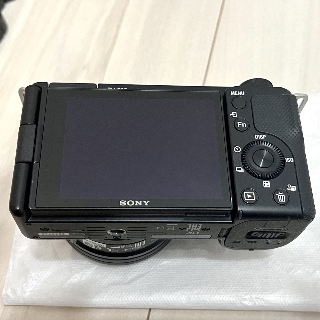 SONY(ソニー)の美品　VLOGCAM ZV-E10L レンズキットと望遠レンズセット スマホ/家電/カメラのカメラ(ミラーレス一眼)の商品写真