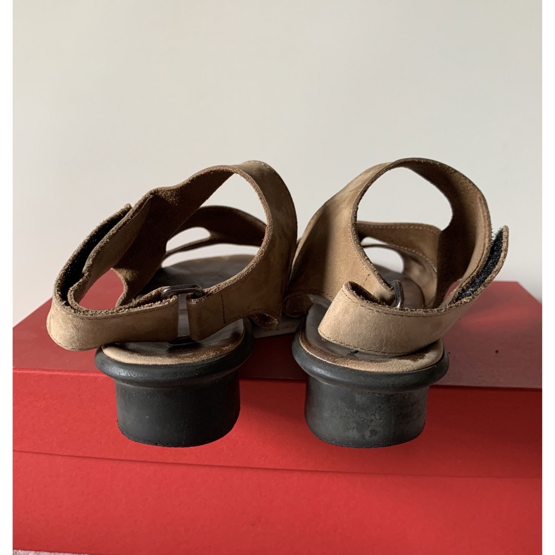 ECCO(エコー)のarcheフランス製ヌバックサンダル36＊ベージュ レディースの靴/シューズ(サンダル)の商品写真