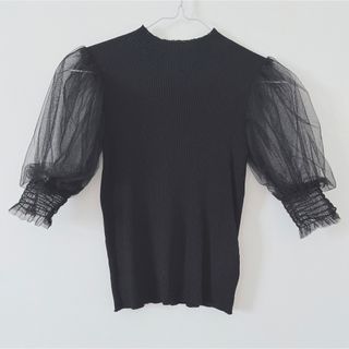 グレイル(GRL)の美品 GRL 袖チュール切替えニットトップス (カットソー(半袖/袖なし))