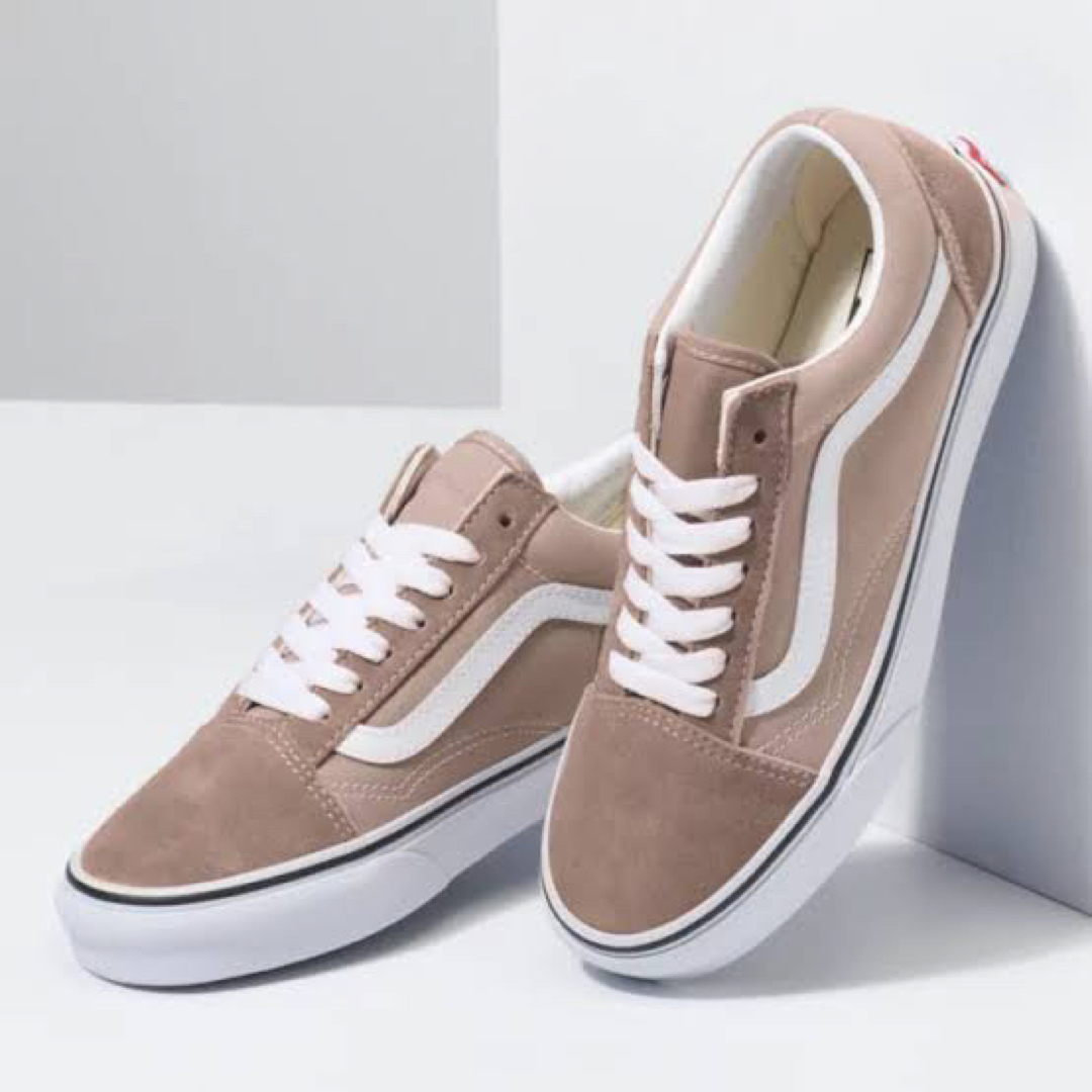 VANS(ヴァンズ)の27cm【vans】US企画　ペールベージュ　オールドスクール メンズの靴/シューズ(スニーカー)の商品写真