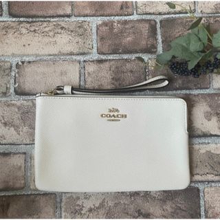 コーチ(COACH)のCOACH コーチ ポーチ 小物入れ シグネチャー レディース バッグ(ポーチ)