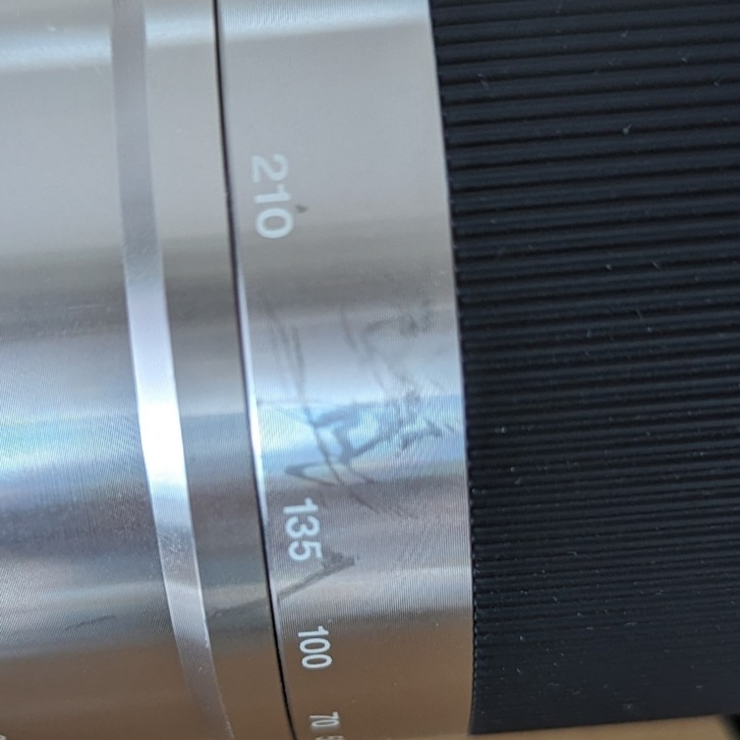 SONY(ソニー)のSONY Eマウント用レンズE 55-210mm SEL55210 スマホ/家電/カメラのカメラ(レンズ(ズーム))の商品写真