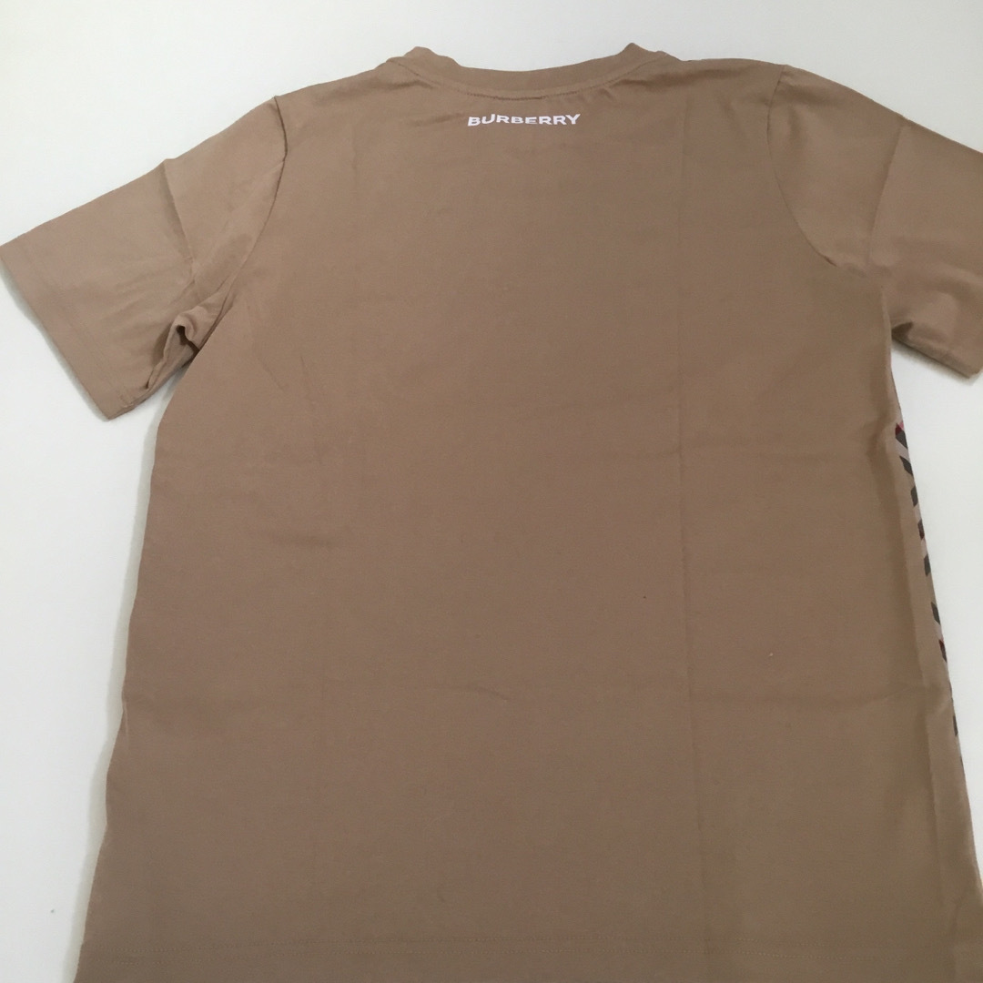 BURBERRY - Burberry キッズ14Y Tシャツ大人も着れる 美品品番8053953 ...