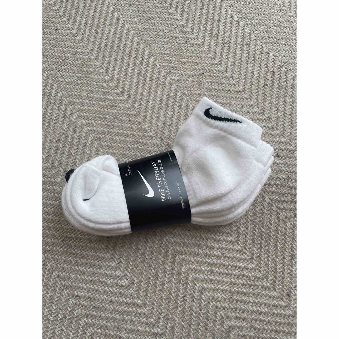 ami様専用NIKE くつ下 23〜25センチ(M)の通販 by riko's shop|ラクマ
