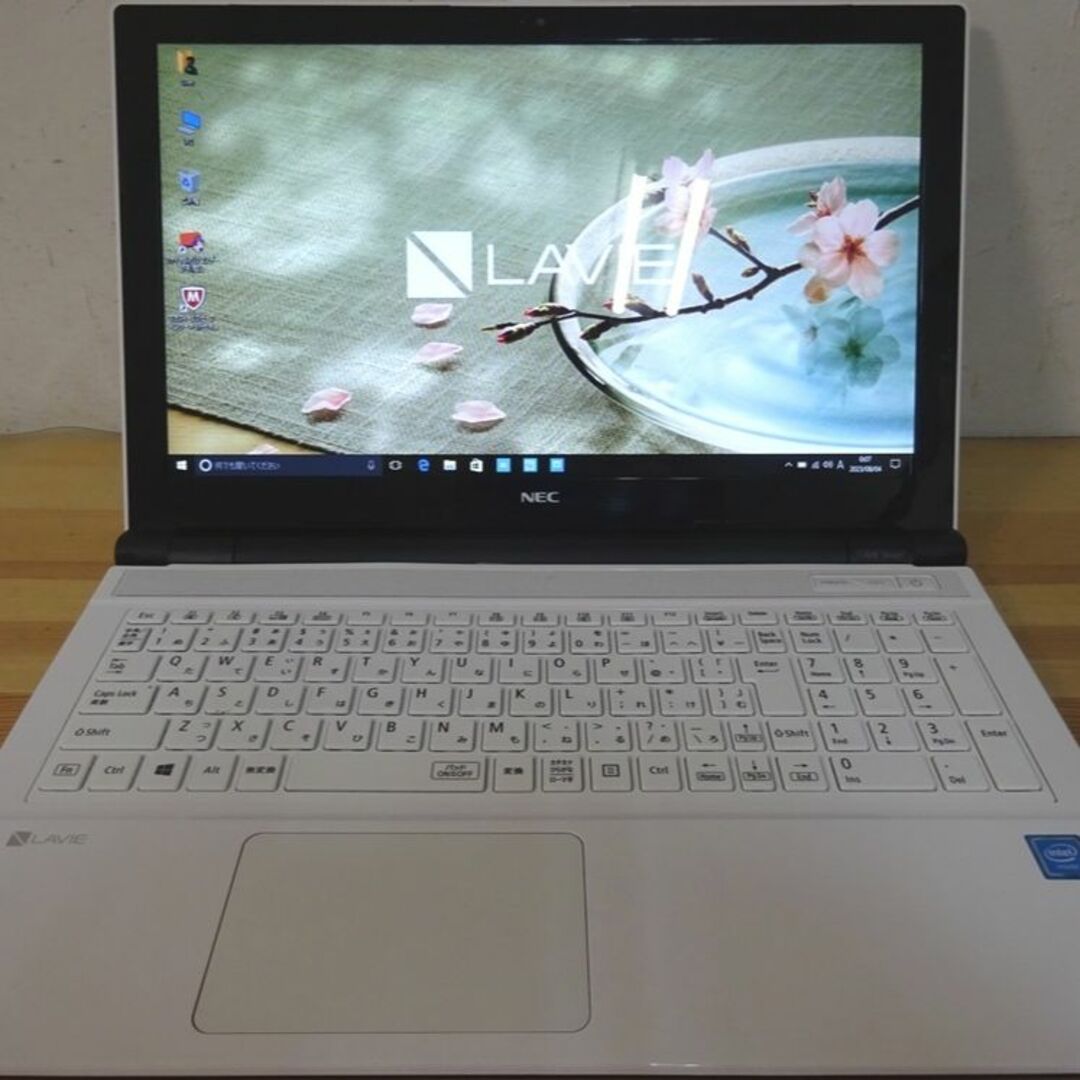 NEC ノートパソコン LAVIE NS PC-NS100C2W/特価良品