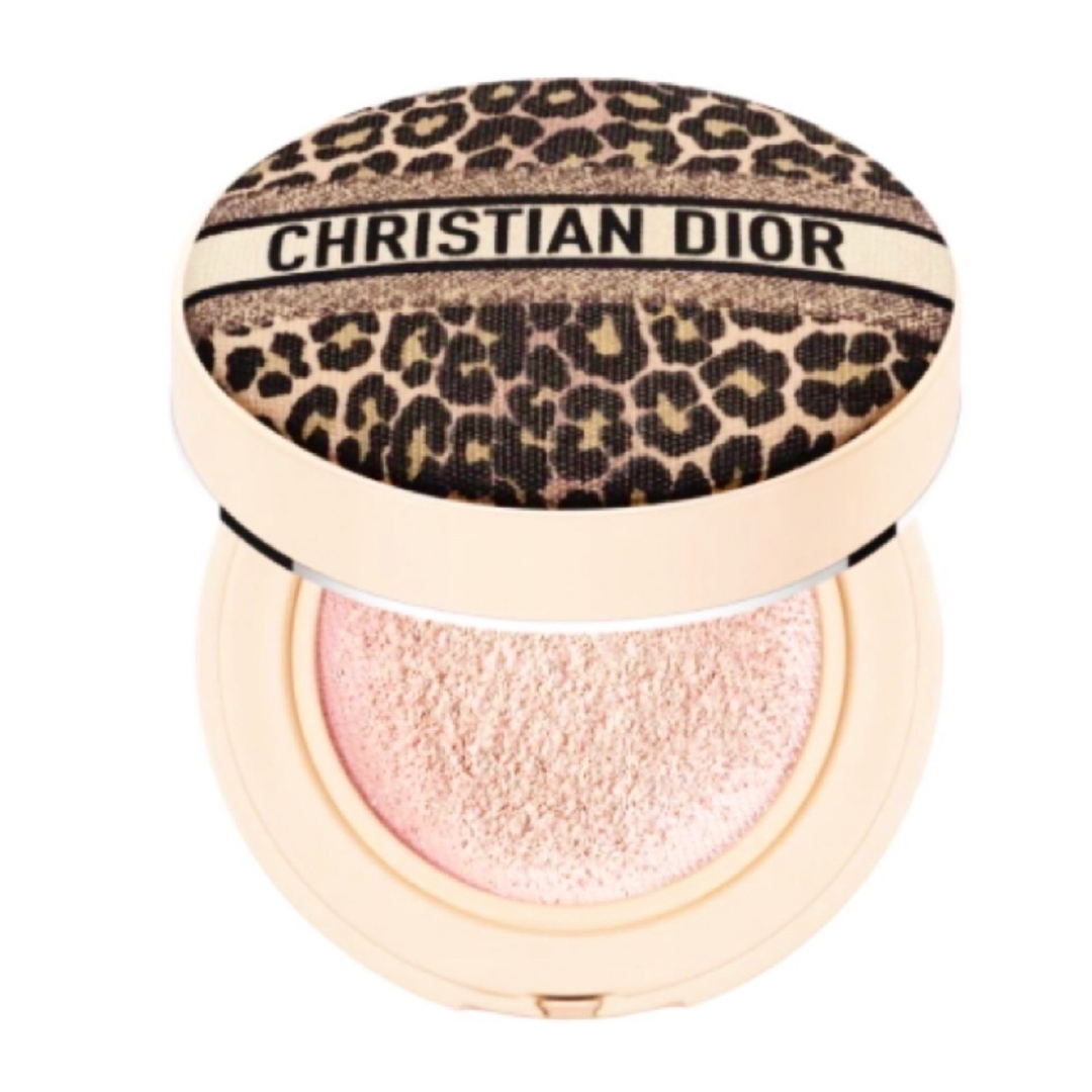 Christian Dior(クリスチャンディオール)のDIOR　ディオール　スキン フォーエヴァー クッション パウダー　おまけ付 コスメ/美容のベースメイク/化粧品(ファンデーション)の商品写真
