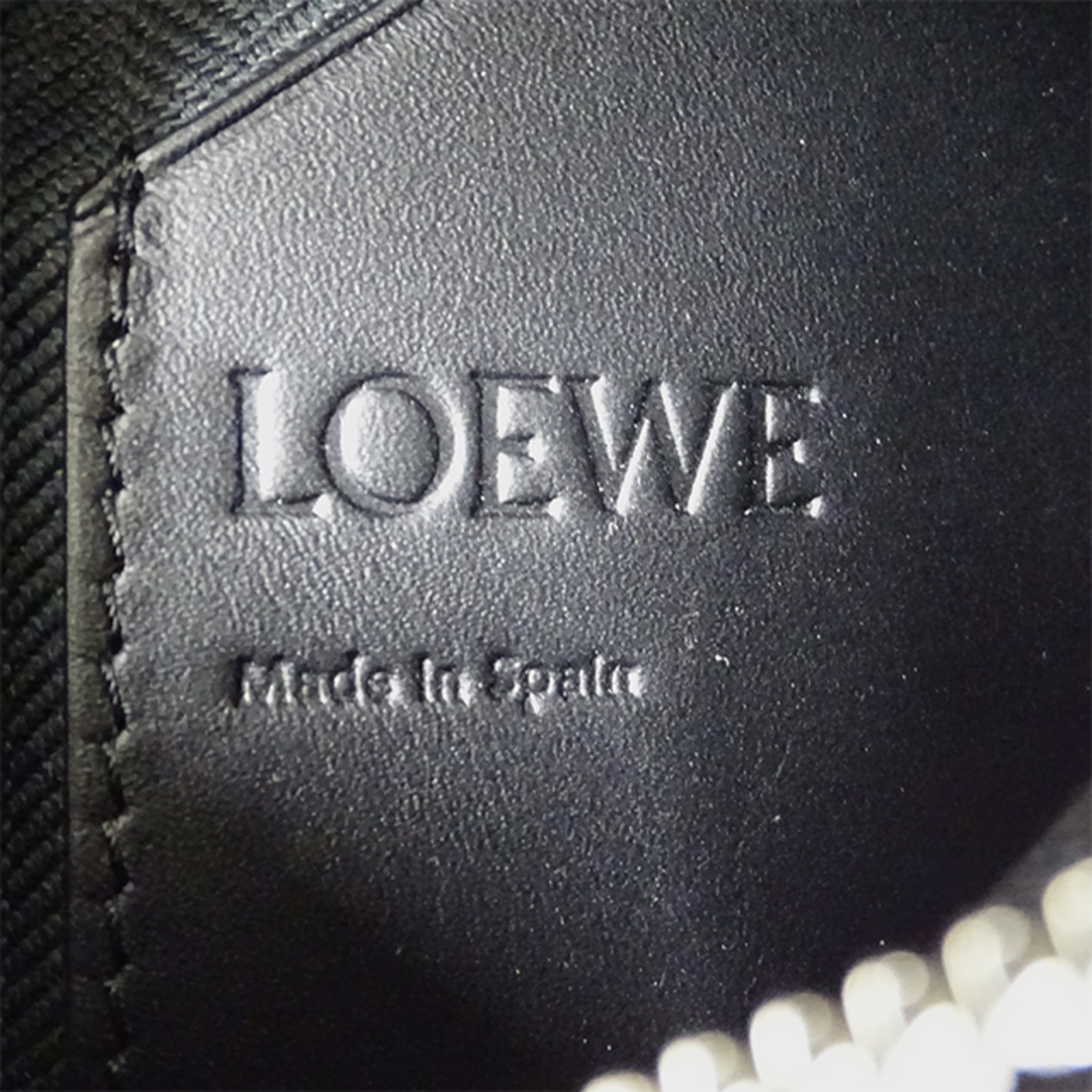 ロエベ LOEWE バッグ メンズ ブランド ショルダーバッグ  レザー バーティカル Tポケット ダークカーキグリーン 無地 おしゃれ コンパクト カジュアル T字型