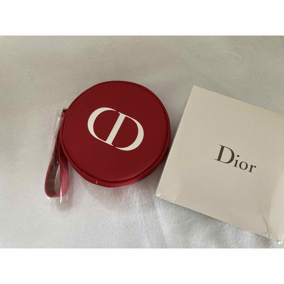 Dior - 新品【DIOR】ディオールノベルティ丸型ポーチ レッドの通販 by