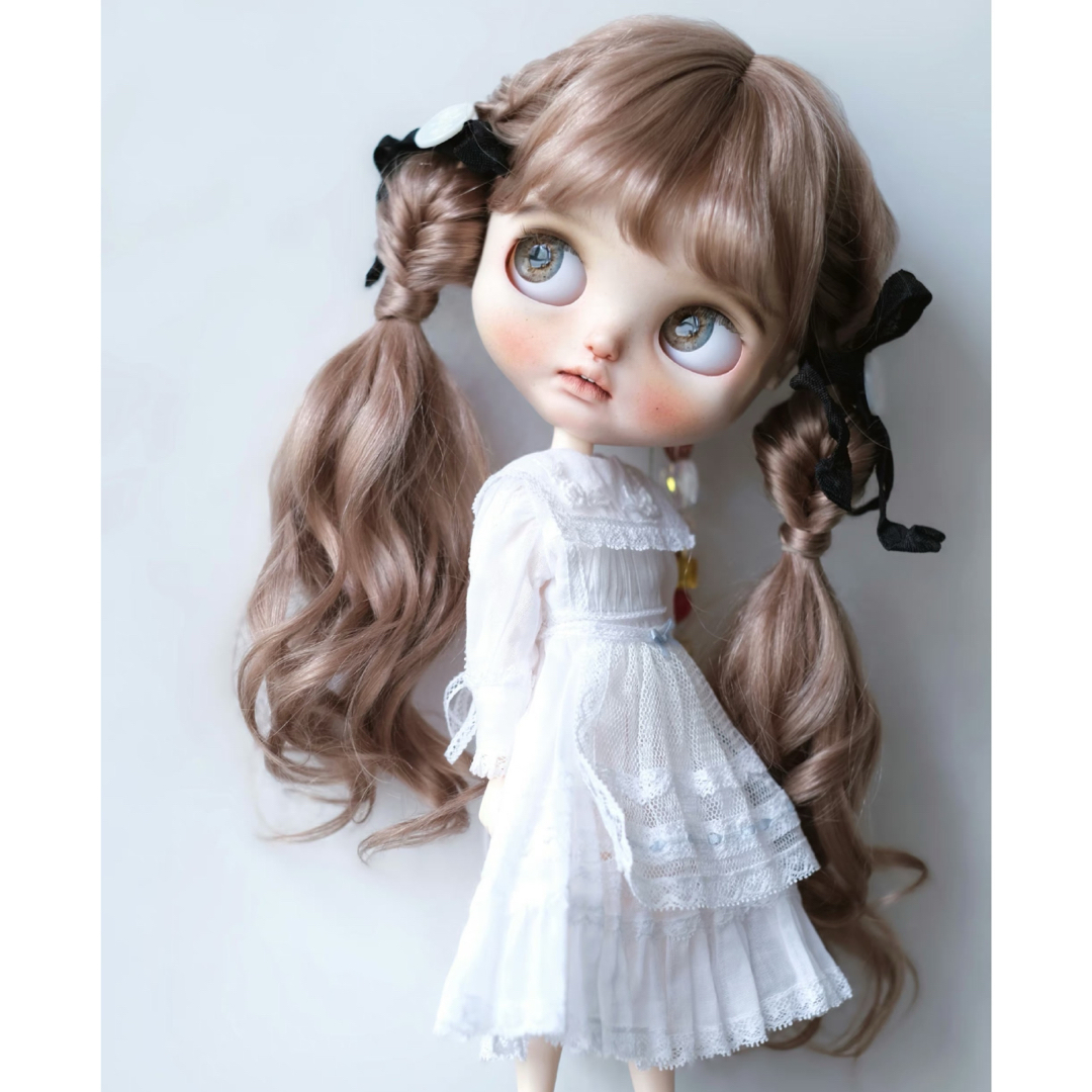 ブライス ウィッグ モヘアウィッグ 海外作家 リボン エレガント