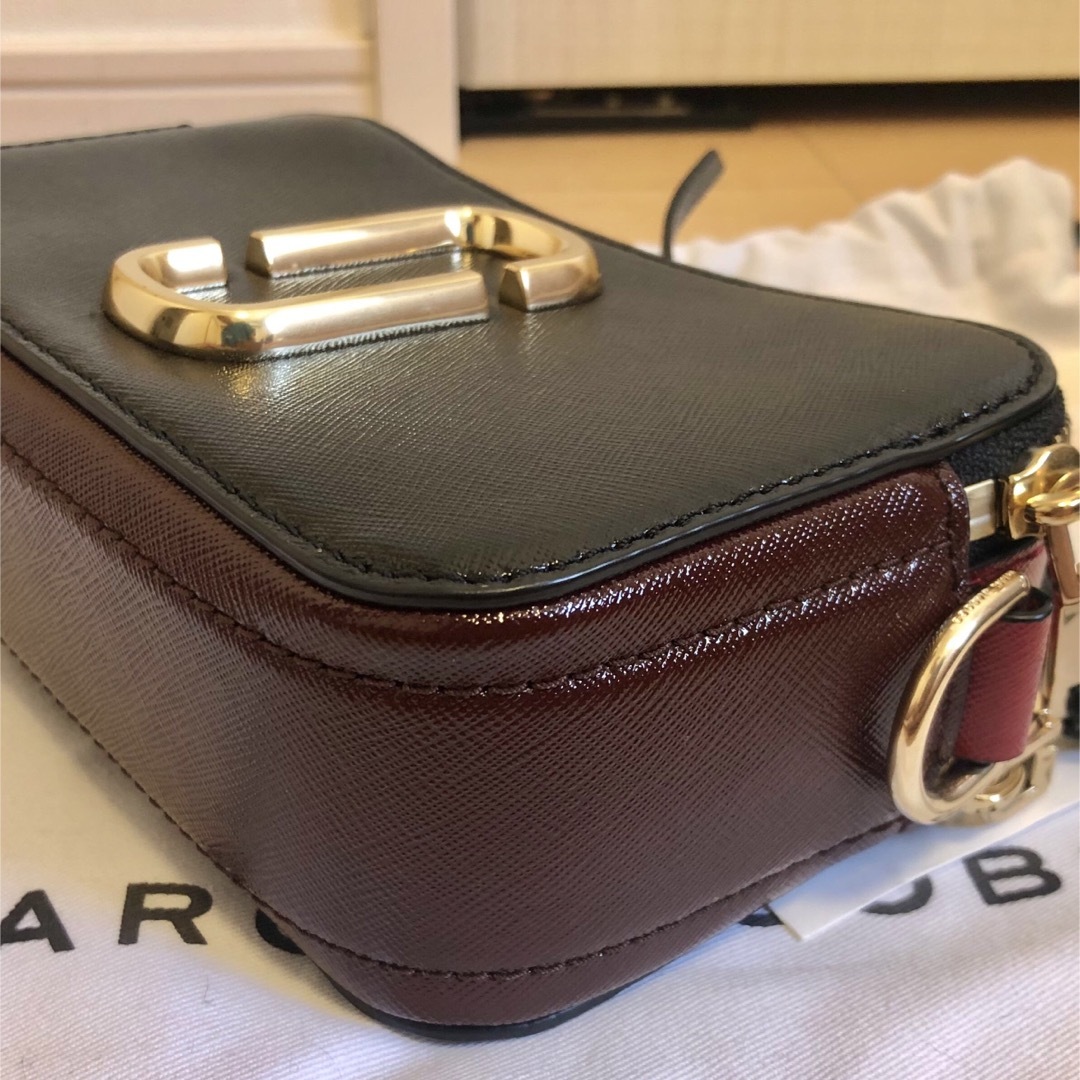 MARC JACOBS(マークジェイコブス)のMARC JACOBS マークジェイコブス　ショルダーバッグ　美品 レディースのバッグ(ショルダーバッグ)の商品写真