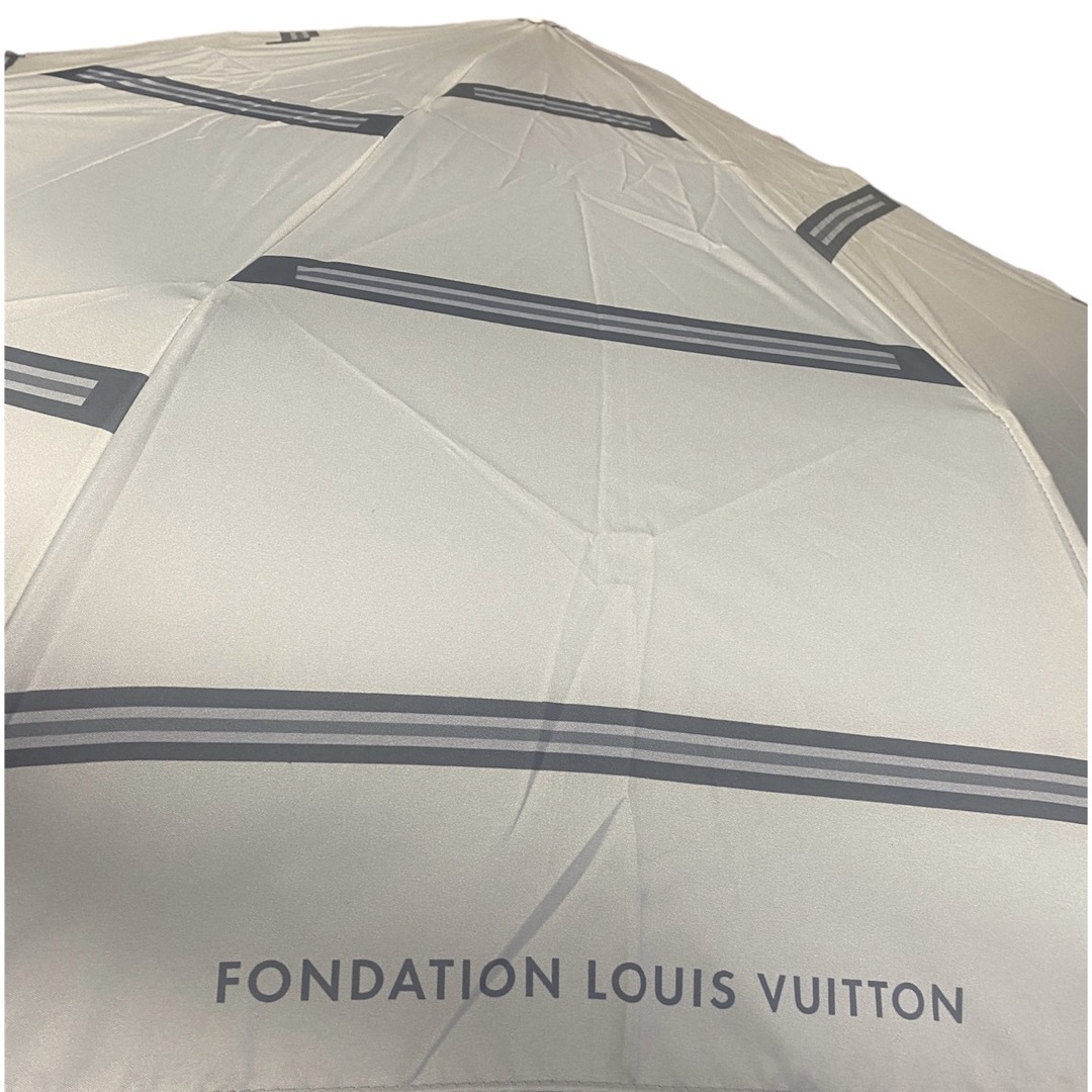 LOUIS VUITTON(ルイヴィトン)のルイヴィトン　フォンダシオン　折りたたみ傘 レディースのファッション小物(傘)の商品写真