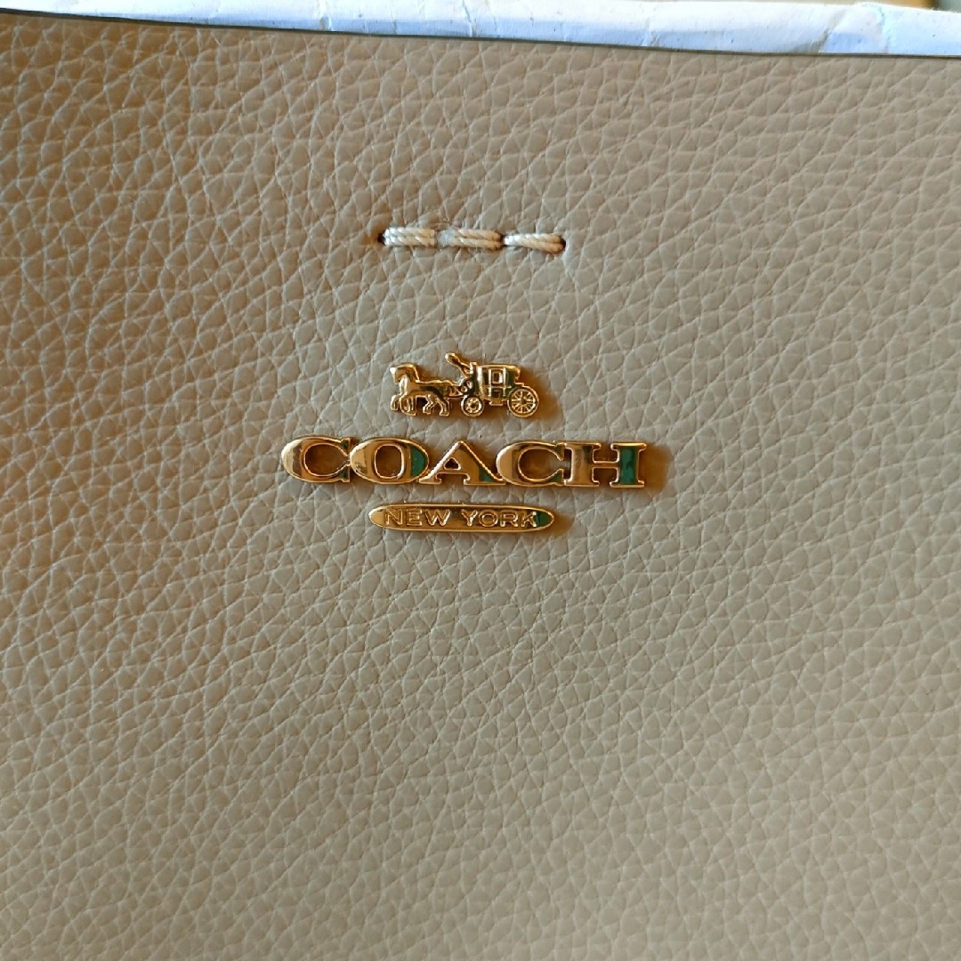 COACH(コーチ)のコーチ　ショルダーバッグ ハンドバッグ 2Way レディースのバッグ(ショルダーバッグ)の商品写真