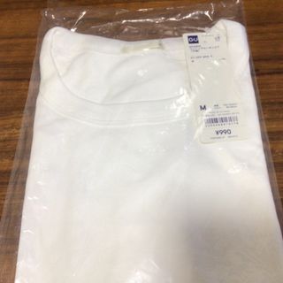 ジーユー(GU)のコットンクルーネックT 半袖　M 新品(Tシャツ(半袖/袖なし))