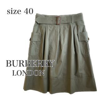 バーバリー(BURBERRY)のBURBERRY LONDON タック入りスカート カーキ 共布ベルト付き 40(ひざ丈スカート)