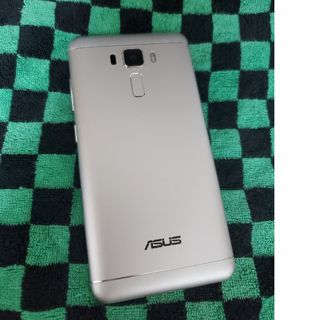 エイスース(ASUS)のASUS _Z01BDA SIMフリー128GBまで拡大可能(スマートフォン本体)