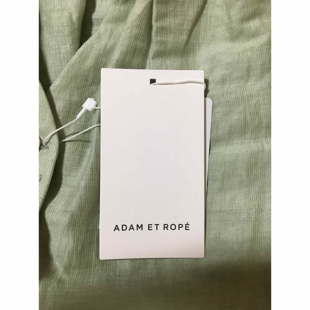 Adam et Rope'(アダムエロぺ)の【新品タグ付】アダムエロペ Adam et Rope リネンブラウス グリーン  レディースのトップス(シャツ/ブラウス(半袖/袖なし))の商品写真