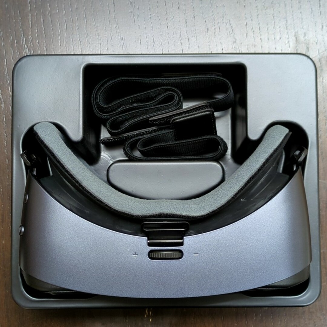 galaxys8 SC-02J  GEAR VR with Controller スマホ/家電/カメラのスマートフォン/携帯電話(スマートフォン本体)の商品写真