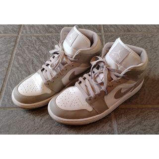 ジョーダン(Jordan Brand（NIKE）)のNike Air Jordan 1 Mid Linen(スニーカー)