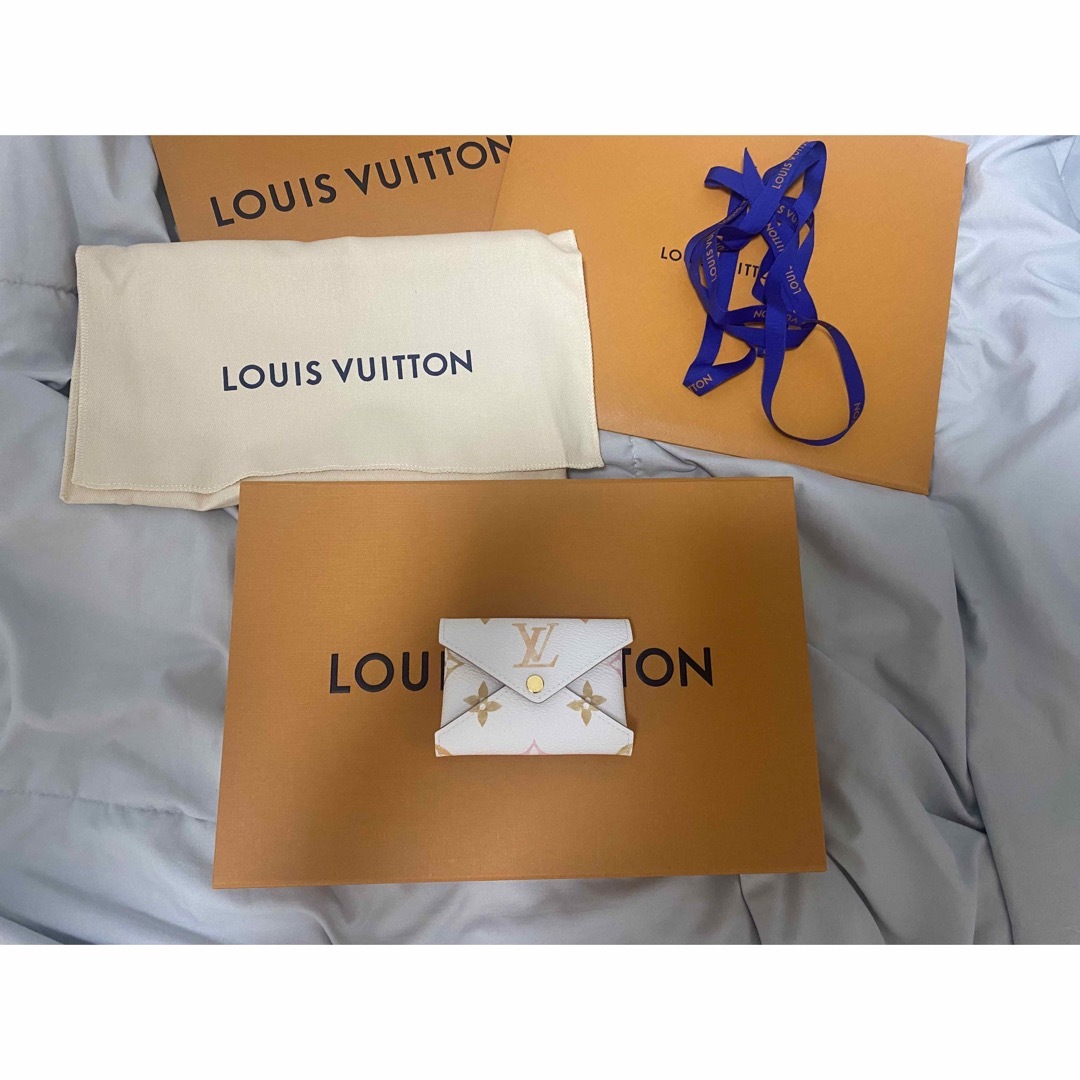 LOUIS VUITTON(ルイヴィトン)のルイヴィトン　バイザプール　ポシェットキリガミ　スモール レディースのファッション小物(ポーチ)の商品写真