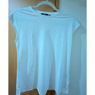 セオリー 白Tシャツの通販 80点 | theoryを買うならラクマ