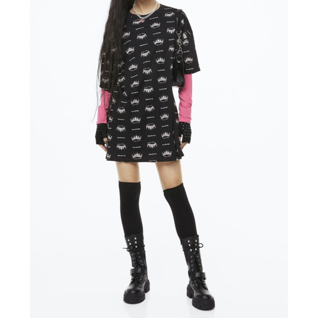 H&M(エイチアンドエム)の【H&M】BLACKPINK  Tシャツ レディースのトップス(Tシャツ(半袖/袖なし))の商品写真