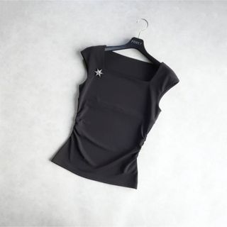 フォクシー(FOXEY)の通販 40,000点以上 | フォクシーを買うならラクマ