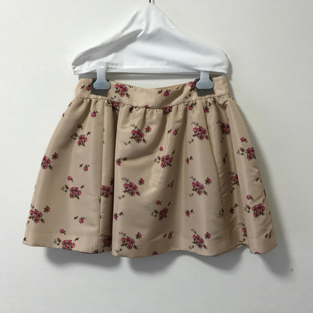 RED VALENTINO(レッドヴァレンティノ)の新品★レッドヴァレンティノ チュール付き花柄スカート レディースのスカート(ミニスカート)の商品写真