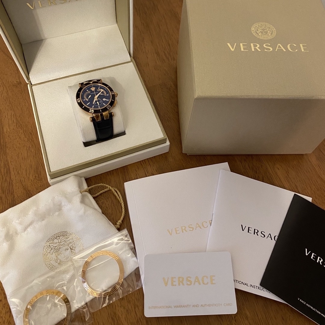 VERSACE 腕時計　メンズ