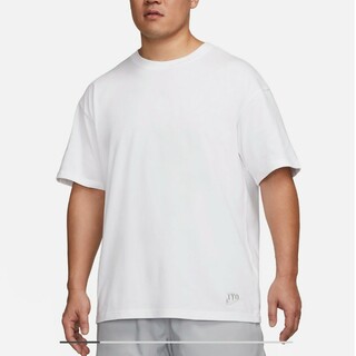 ナイキ(NIKE)のNIKE　Tシャツ　ホワイト　XL(Tシャツ/カットソー(半袖/袖なし))