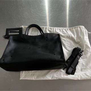 バレンシアガバッグの通販 2,000点以上 | BALENCIAGA BAGを買うならラクマ