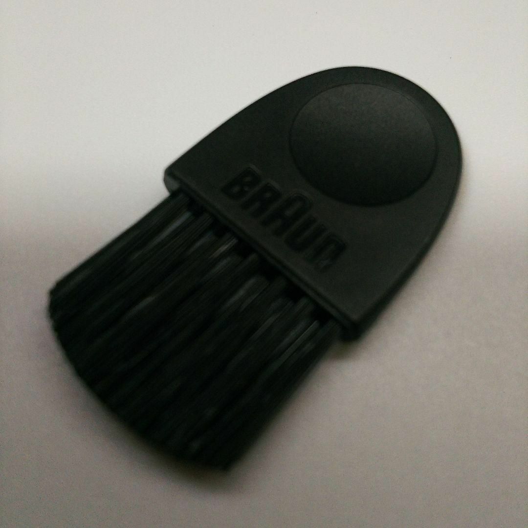 BRAUN(ブラウン)のBRAUN 9394CC （洗浄機・洗浄カートリッジあり）未使用品 スマホ/家電/カメラの美容/健康(メンズシェーバー)の商品写真