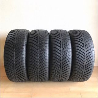 グッドイヤー(Goodyear)の■新品同様■グッドイヤー『ベクター4シーズンズ』215/45r17 22年 9分(タイヤ)