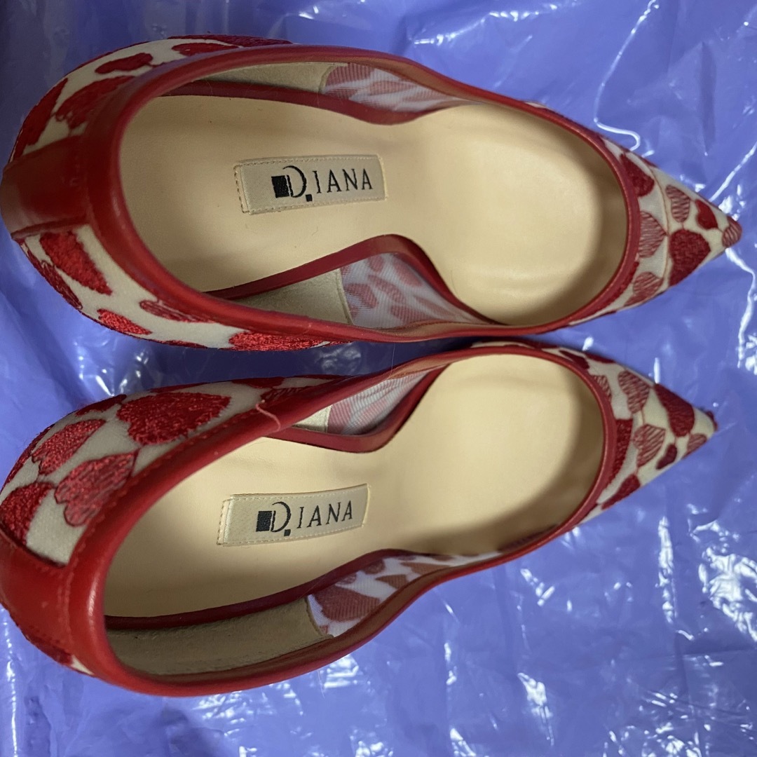 DIANA(ダイアナ)の【DIANA】2019年 バレンタイン限定 ハート柄チュールパンプス22.0cm レディースの靴/シューズ(ハイヒール/パンプス)の商品写真